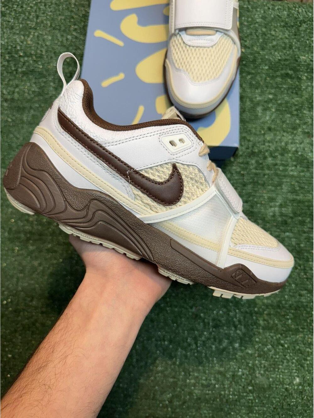 Nike Zoom Field Jaxx Travis Scott Light Chocolate Size 9